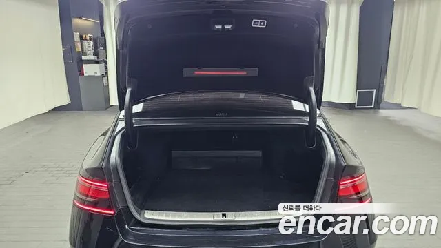Genesis G90 Бензин 3.5 турбо AWD — Фото автомобиля 13