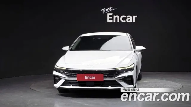 Фотография автомобиля — Hyundai AVANTE