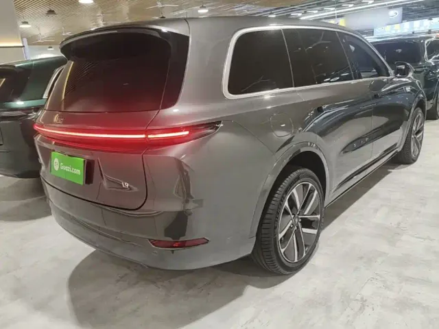 Li Auto L9 — Фото автомобиля 6