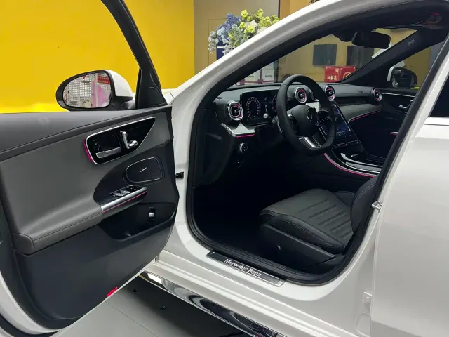 Mercedes-Benz C-Class — Фото автомобиля 4