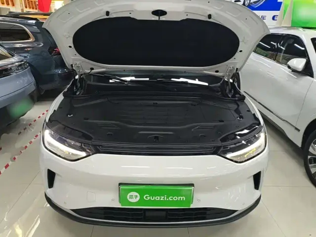 Leapmotor C11 — Фото автомобиля 19