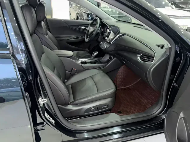 Chevrolet Malibu XL — Фото автомобиля 11