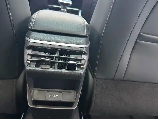 Geely Emgrand — Фото автомобиля 14