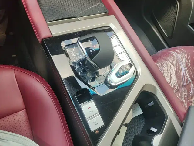 Jetour X70 — Фото автомобиля 9