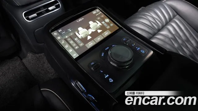 Genesis G90 Бензин 3.5 турбо AWD — Фото автомобиля 14