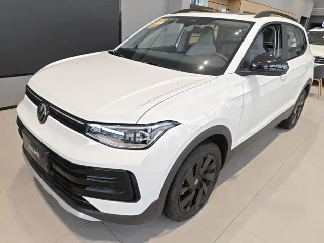 Фотография автомобиля — Volkswagen Tharu