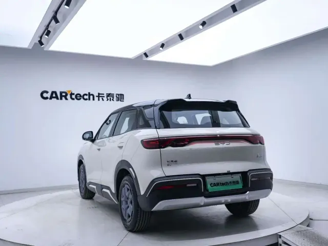 BYD Yuan UP — Фото автомобиля 19