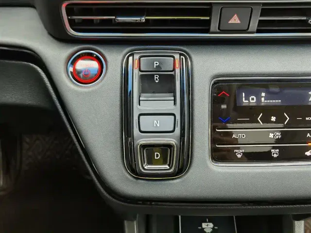 Honda Elysion — Фото автомобиля 13