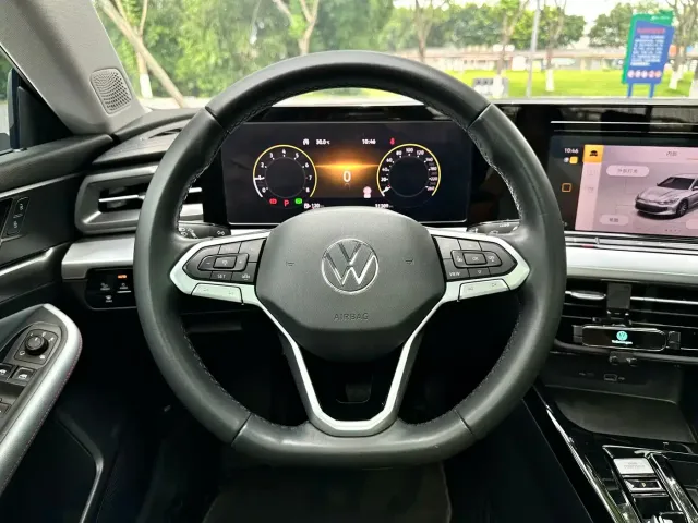 Volkswagen Lamando — Фото автомобиля 19