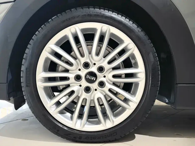 MINI Hatch — Фото автомобиля 12