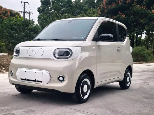 Фотография автомобиля — Wuling Hongguang Mini EV