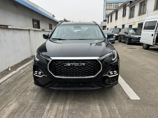 Jetour X70 — Фото автомобиля 2