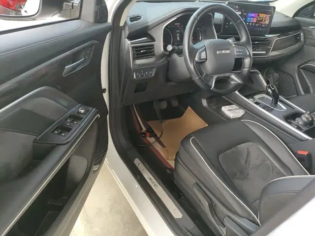 Haval H6 — Фото автомобиля 15