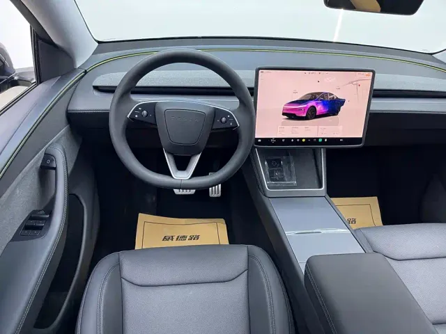 Tesla Model Y — Фото автомобиля 25