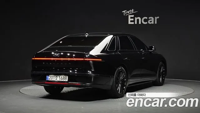 Hyundai Grandeur GN7 — Фото автомобиля 2