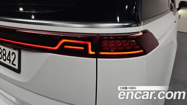 Kia Canival — Фото автомобиля 17
