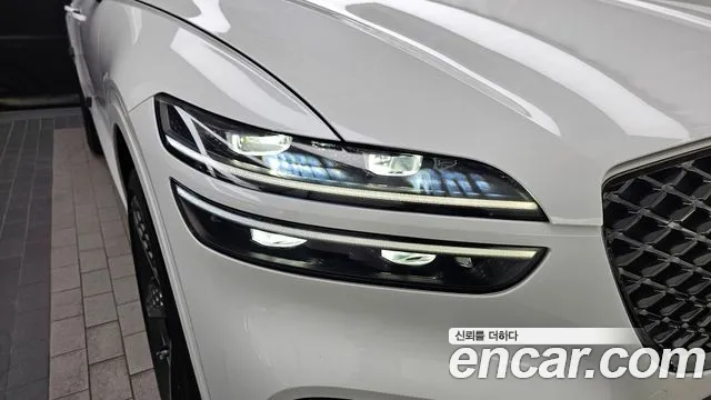 Genesis GV70 — Фото автомобиля 7