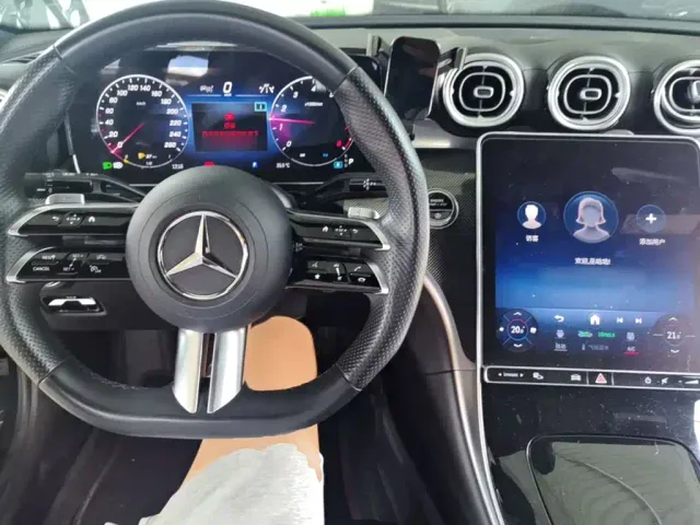 Mercedes-Benz C-Class — Фото автомобиля 9