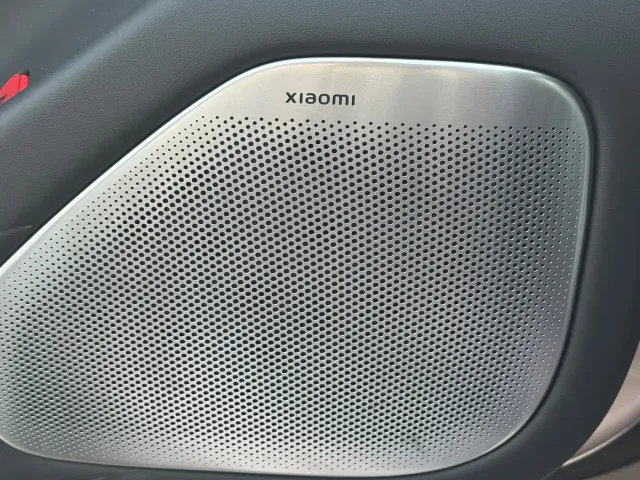 Xiaomi SU7 — Фото автомобиля 14