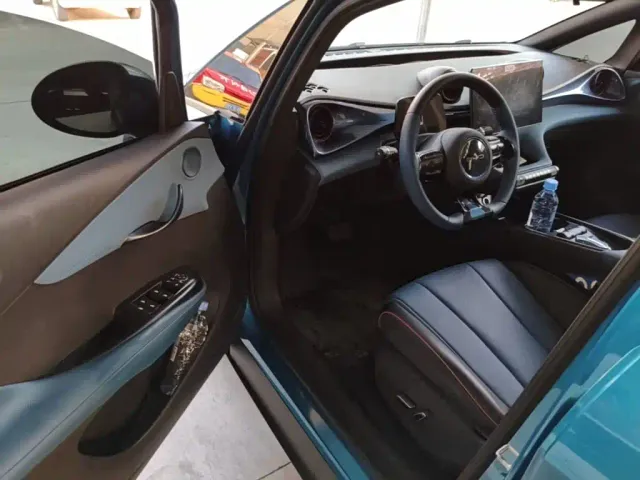 BYD Dolphin 2021 Model 405km Fashion Edition — Фото автомобиля 15