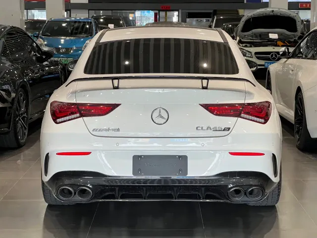 Mercedes-Benz CLA-Class AMG — Фото автомобиля 4