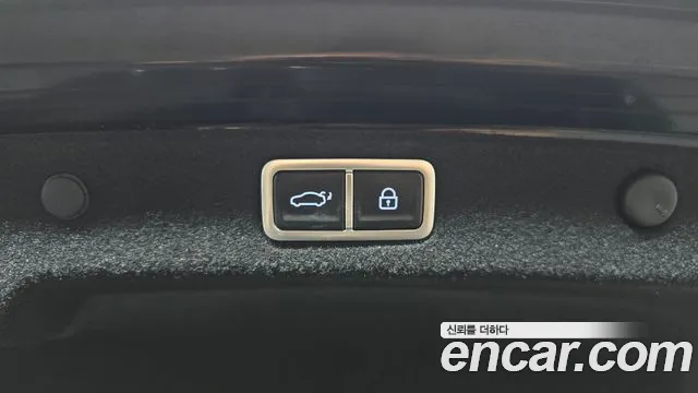 Hyundai Grandeur GN7 — Фото автомобиля 22