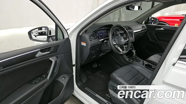 Volkswagen Tiguan Tiguan 2 поколение 2.0 TDI Prestige — Фото автомобиля 10