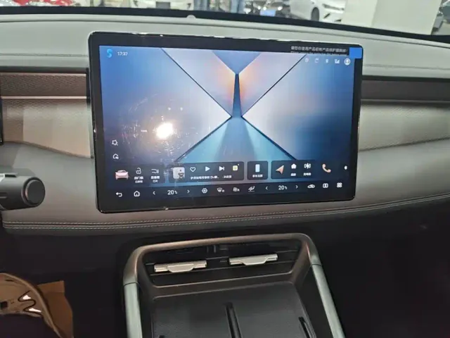 BYD Qin PLUS — Фото автомобиля 12