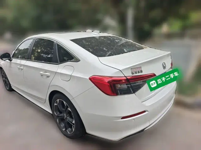 Honda Civic — Фото автомобиля 4