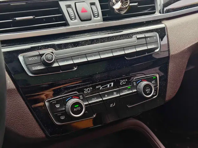 BMW X1 — Фото автомобиля 12