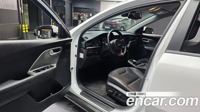 Kia Niro Niro Plus Earth — Фото автомобиля 4