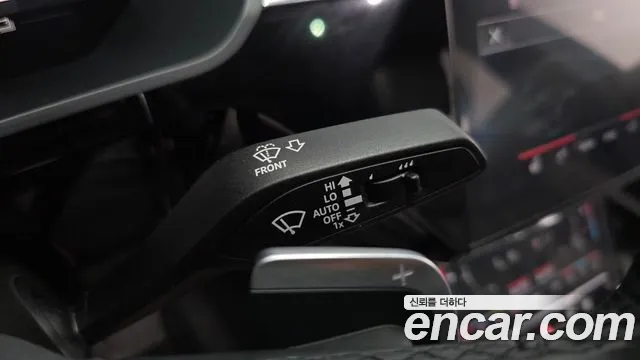 Audi e-tron — Фото автомобиля 23