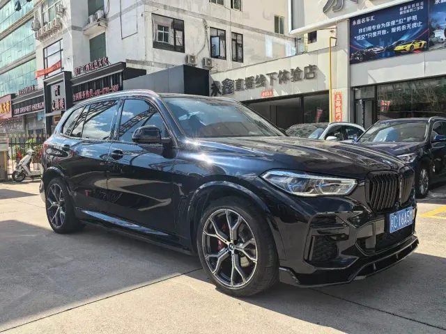 BMW X5 — Фото автомобиля 3