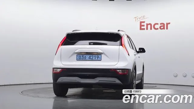 Kia Niro — Фото автомобиля 4