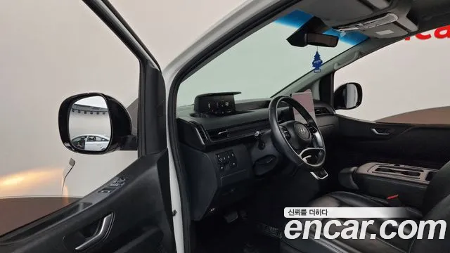Hyundai Staria Staria 4WD Tourer 9 мест — Фото автомобиля 10
