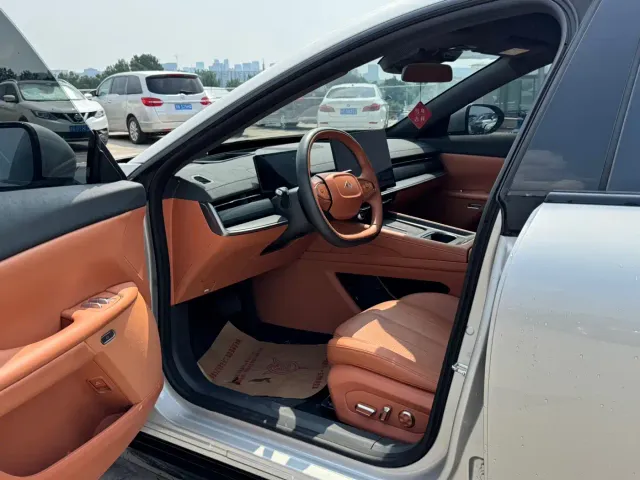 Dongfeng eπ 007 — Фото автомобиля 7