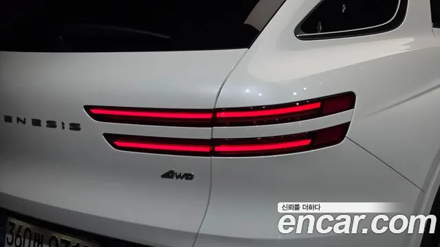 Genesis GV70 — Фото автомобиля 8