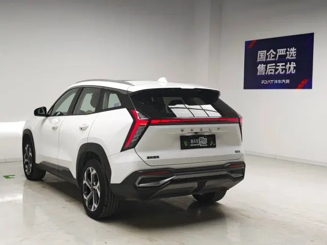 Geely Boyue L — Фото автомобиля 6