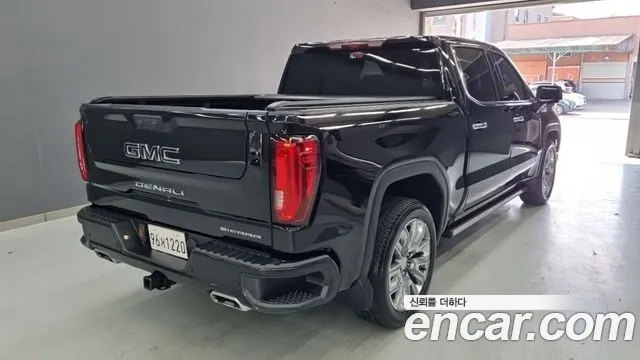 GMC Sierra — Фото автомобиля 2