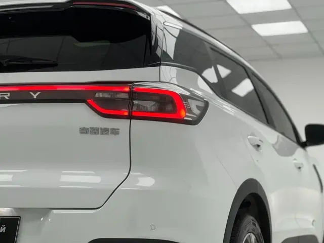 Chery Tiggo 7 PLUS — Фото автомобиля 15