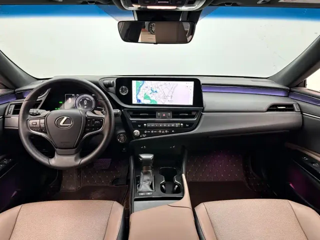 Lexus ES — Фото автомобиля 10