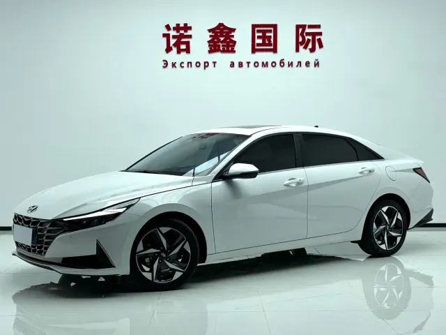 Фотография автомобиля — Hyundai Elantra