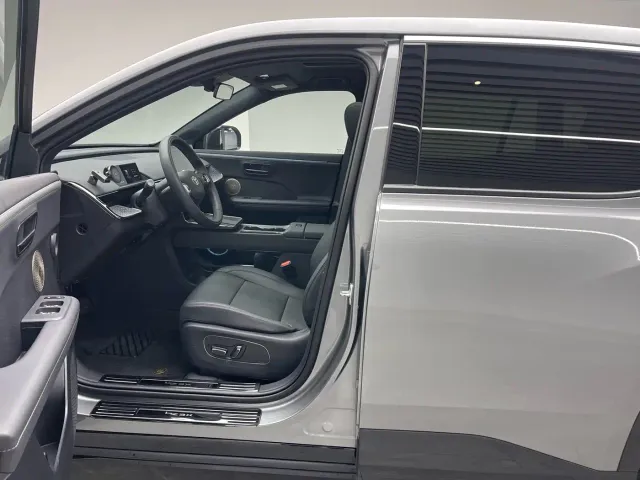 Toyota BoZhi 3X — Фото автомобиля 16