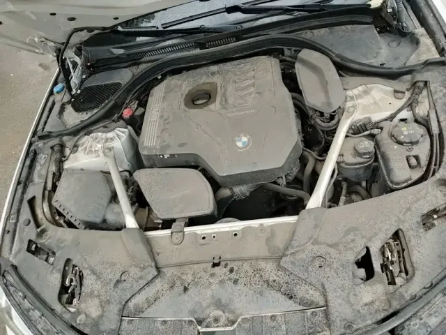 BMW 5 Series — Фото автомобиля 16