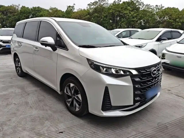 GAC Trumpchi M6 — Фото автомобиля 3
