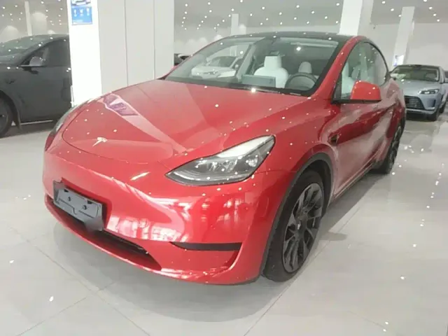 Фотография автомобиля — Tesla Model Y