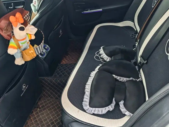 Mercedes-Benz C-Class — Фото автомобиля 4
