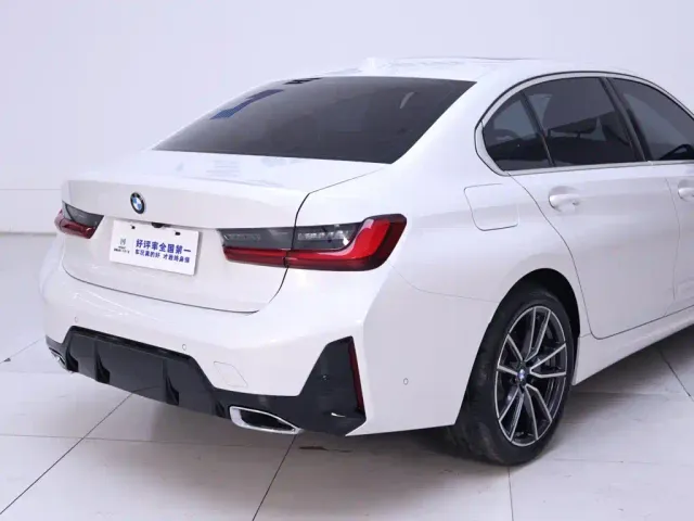 BMW 3 Series — Фото автомобиля 8