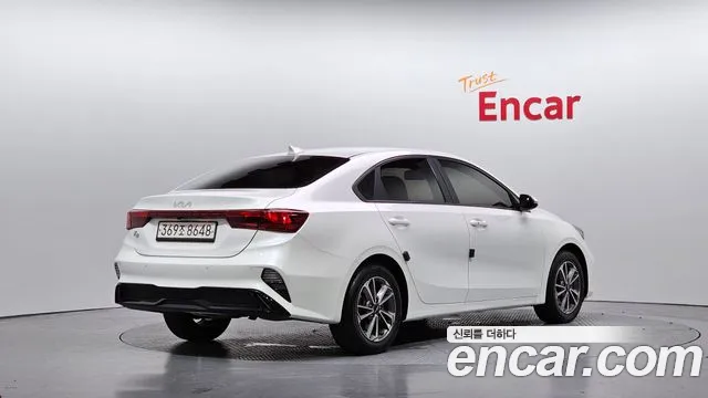 Kia K3 Generation 2 — Фото автомобиля 2