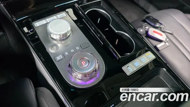 Genesis G80 Бензин 2.5 турбо AWD — Фото автомобиля 8